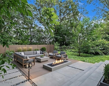 2203 Tiger Flowers Drive Nw - Photo Thumbnail 15