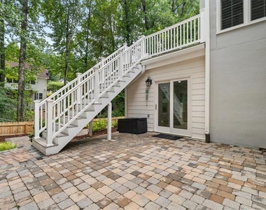 4512 Woodhaven Ne - Photo Thumbnail 28
