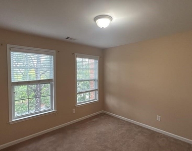 11312 Musette Circle - Photo Thumbnail 15