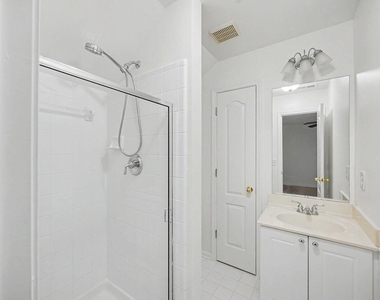 12592 Waterside Drive - Photo Thumbnail 29