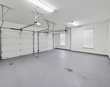 12592 Waterside Drive - Photo Thumbnail 31