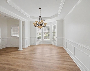 12592 Waterside Drive - Photo Thumbnail 4