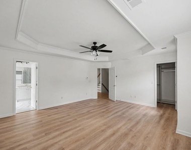 12592 Waterside Drive - Photo Thumbnail 16