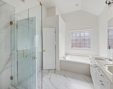 12592 Waterside Drive - Photo Thumbnail 17