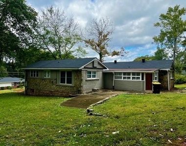 141 Fairview Drive - Photo Thumbnail 18