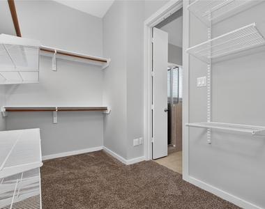 4448 Center Street - Photo Thumbnail 18
