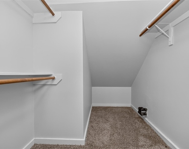 4448 Center Street - Photo Thumbnail 5