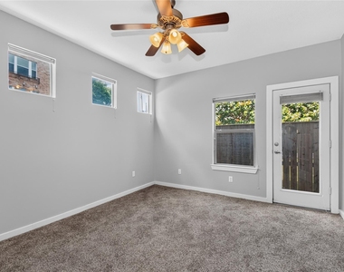 4448 Center Street - Photo Thumbnail 3