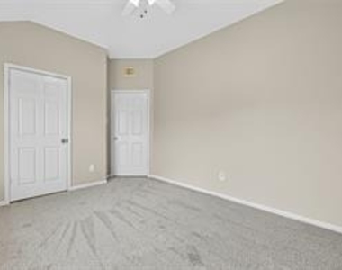 6307 Box Bluff Court - Photo Thumbnail 32