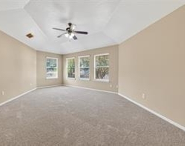 6307 Box Bluff Court - Photo Thumbnail 36