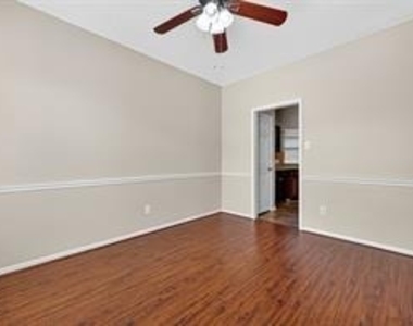 6307 Box Bluff Court - Photo Thumbnail 6