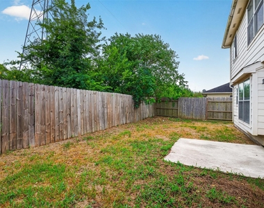 9707 Royal Crest Way - Photo Thumbnail 36