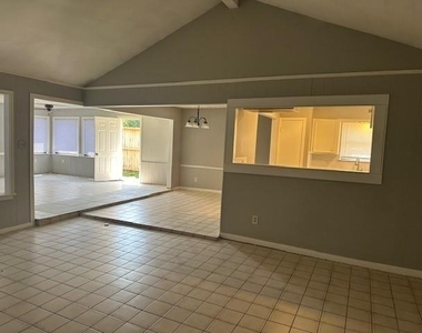 7839 Vernwood Street - Photo Thumbnail 11