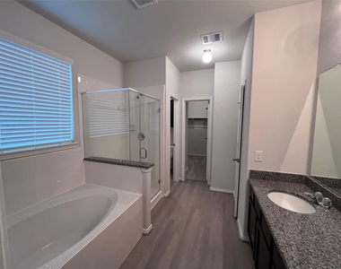 40507 Tyto Lane - Photo Thumbnail 8
