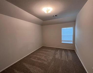 40507 Tyto Lane - Photo Thumbnail 19