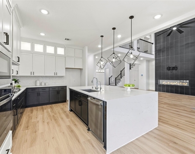 30311 Elm Ridge Lane - Photo Thumbnail 10