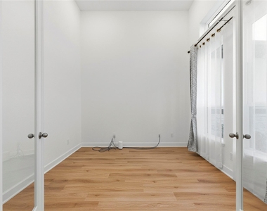 30311 Elm Ridge Lane - Photo Thumbnail 4