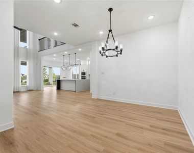 30311 Elm Ridge Lane - Photo Thumbnail 8