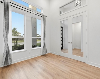 30311 Elm Ridge Lane - Photo Thumbnail 5