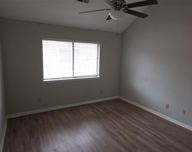 2425 Holly Hall Street - Photo Thumbnail 14