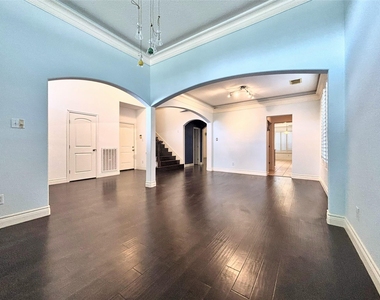20922 Springport Court - Photo Thumbnail 9