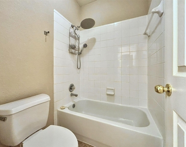 20922 Springport Court - Photo Thumbnail 36