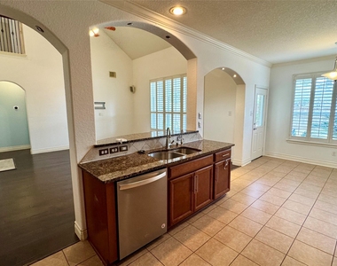 20922 Springport Court - Photo Thumbnail 15