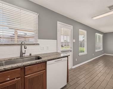 19127 Saddleville Mills Lane - Photo Thumbnail 26