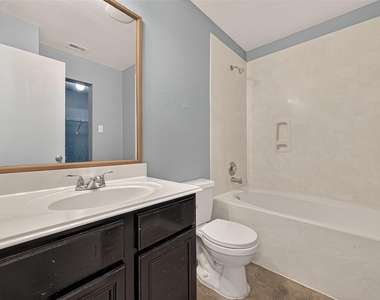 19127 Saddleville Mills Lane - Photo Thumbnail 12