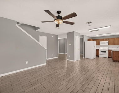 19127 Saddleville Mills Lane - Photo Thumbnail 5
