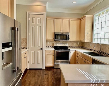 4303 Childress Street - Photo Thumbnail 23
