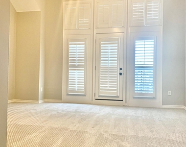 4303 Childress Street - Photo Thumbnail 12
