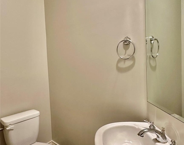 4303 Childress Street - Photo Thumbnail 9