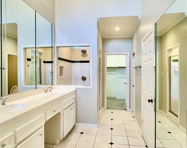 4303 Childress Street - Photo Thumbnail 18