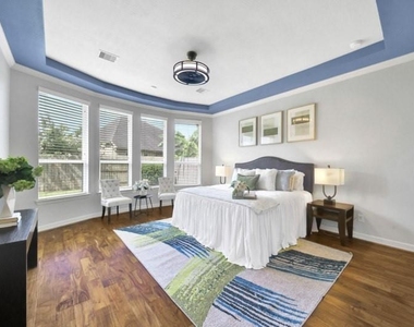6718 Sotoria Lane - Photo Thumbnail 17