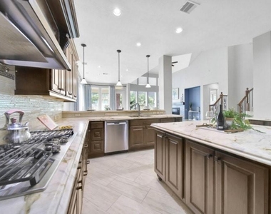 6718 Sotoria Lane - Photo Thumbnail 9