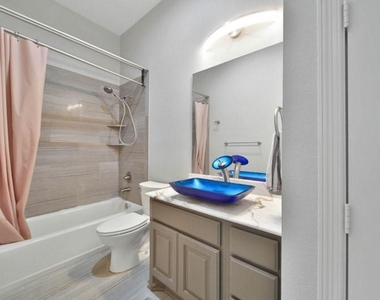 6718 Sotoria Lane - Photo Thumbnail 29