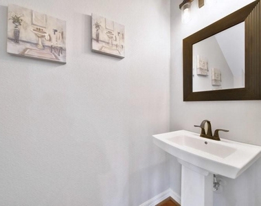 6718 Sotoria Lane - Photo Thumbnail 5
