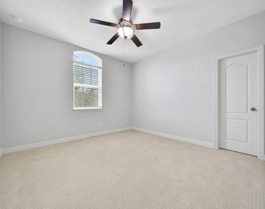 6718 Sotoria Lane - Photo Thumbnail 24