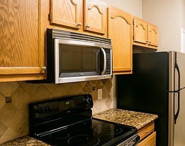 6000 Reims Road - Photo Thumbnail 6