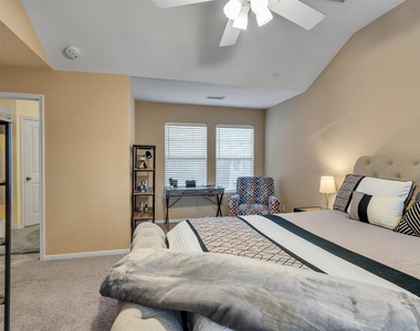 83 Scarlet Woods Court - Photo Thumbnail 18