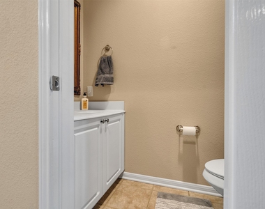 83 Scarlet Woods Court - Photo Thumbnail 16