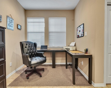 83 Scarlet Woods Court - Photo Thumbnail 15