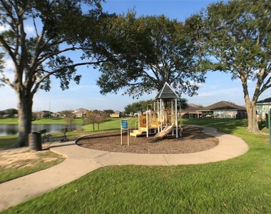 18111 Cypress Mist Court - Photo Thumbnail 33