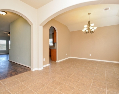 18111 Cypress Mist Court - Photo Thumbnail 6