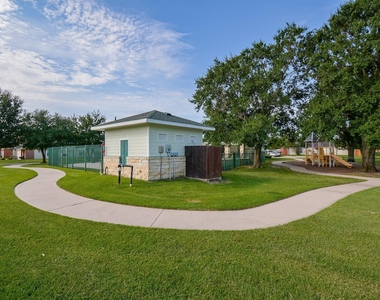 18111 Cypress Mist Court - Photo Thumbnail 32