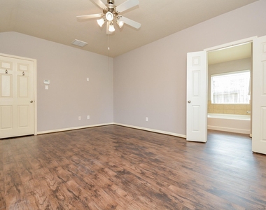 18111 Cypress Mist Court - Photo Thumbnail 16