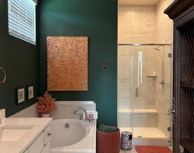 511 Long Leaf Pine Drive - Photo Thumbnail 8