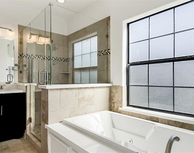 1120 Columbus Street - Photo Thumbnail 6