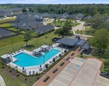 18110 Velaris Way - Photo Thumbnail 21